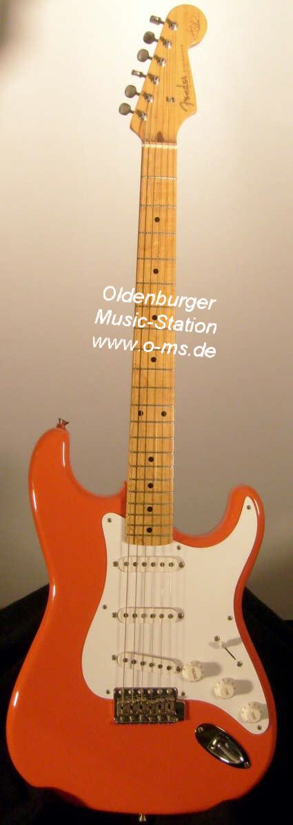 Fender Stratocaster_Hank Marvin Signature_Front.jpg